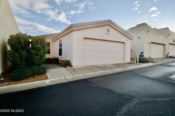 Green Valley, AZ 85614,543 W Deerview Court