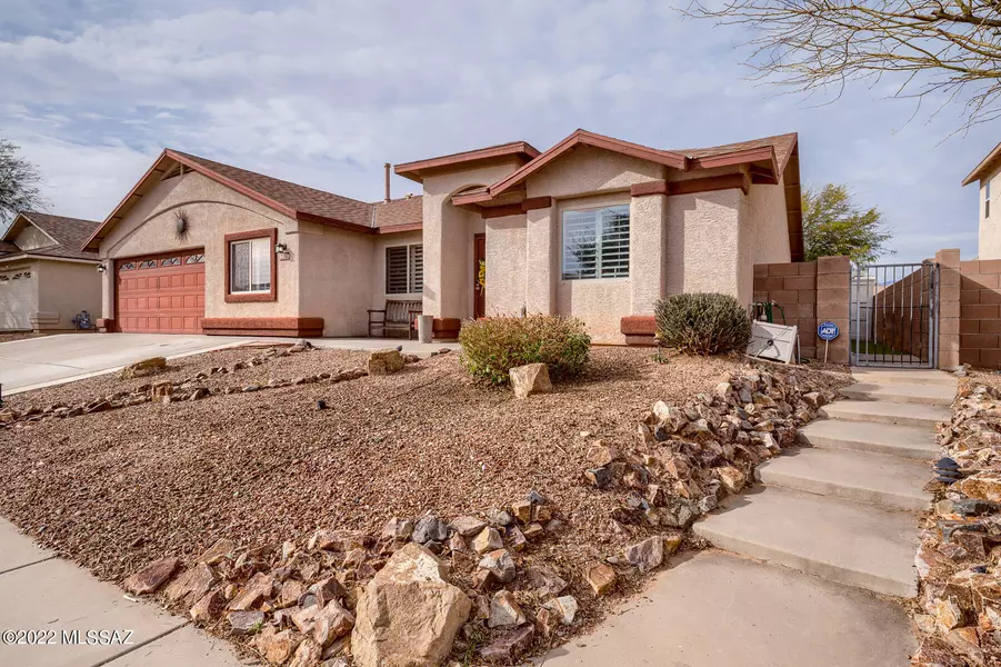 8079 E Ragweed Drive, Tucson, AZ 85710