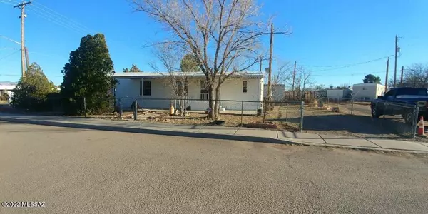 227 N County Road, Benson, AZ 85602