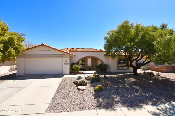 Oro Valley, AZ 85755,14670 N Windshade Drive