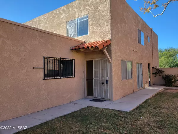 6509 E Calle La Paz  #C, Tucson, AZ 85715