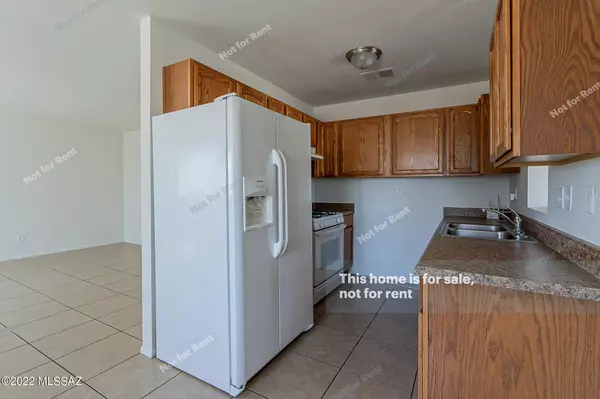 Tucson, AZ 85713,913 E 32Nd Street