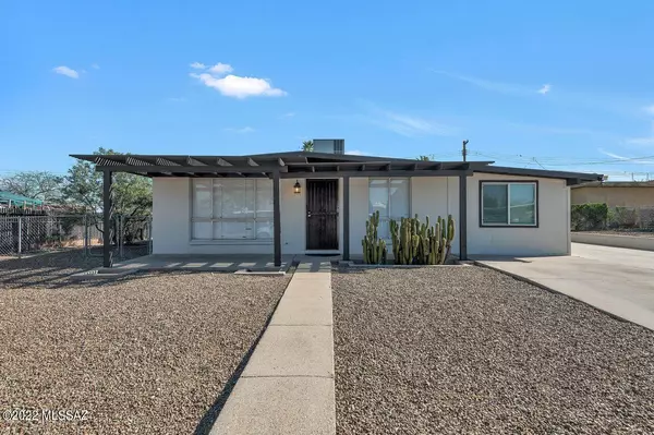 740 W Calle Colado, Tucson, AZ 85756