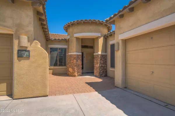 32 W Camino Rancho Felice, Sahuarita, AZ 85629