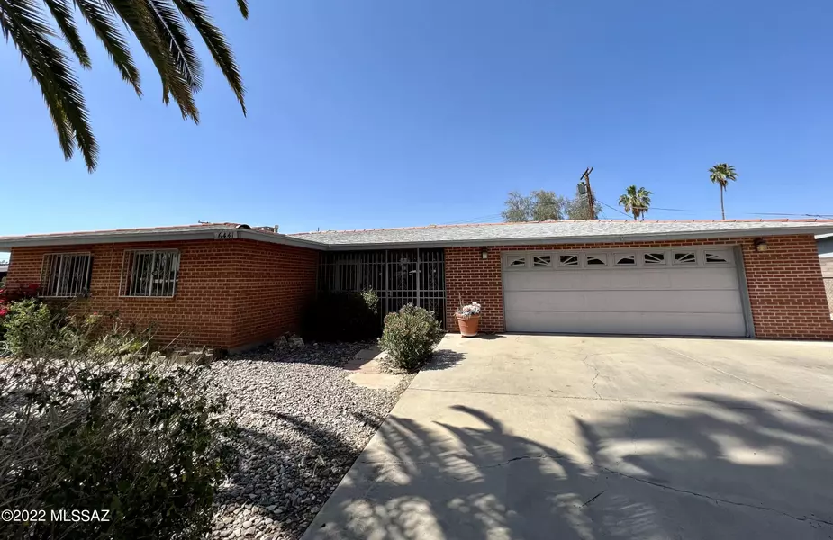 6441 E Calle Altair, Tucson, AZ 85710