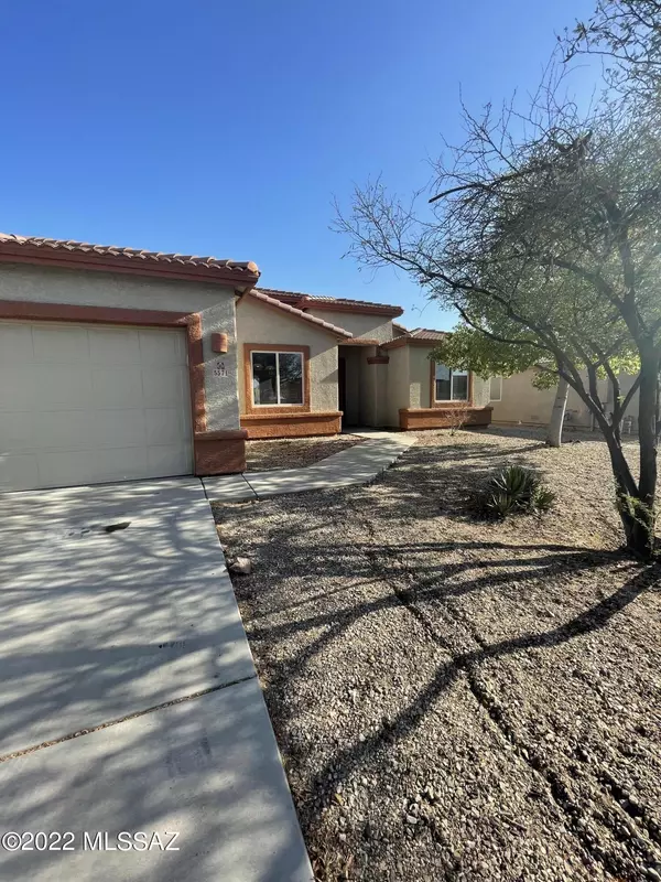 Tucson, AZ 85742,5571 W Red Rock Ridge Street