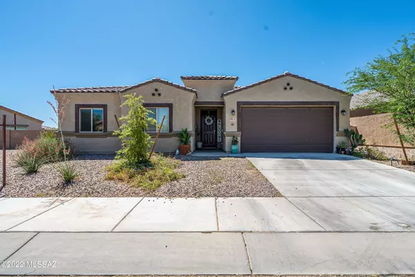 17813 Whispering Meadows Drive, Sahuarita, AZ 85629