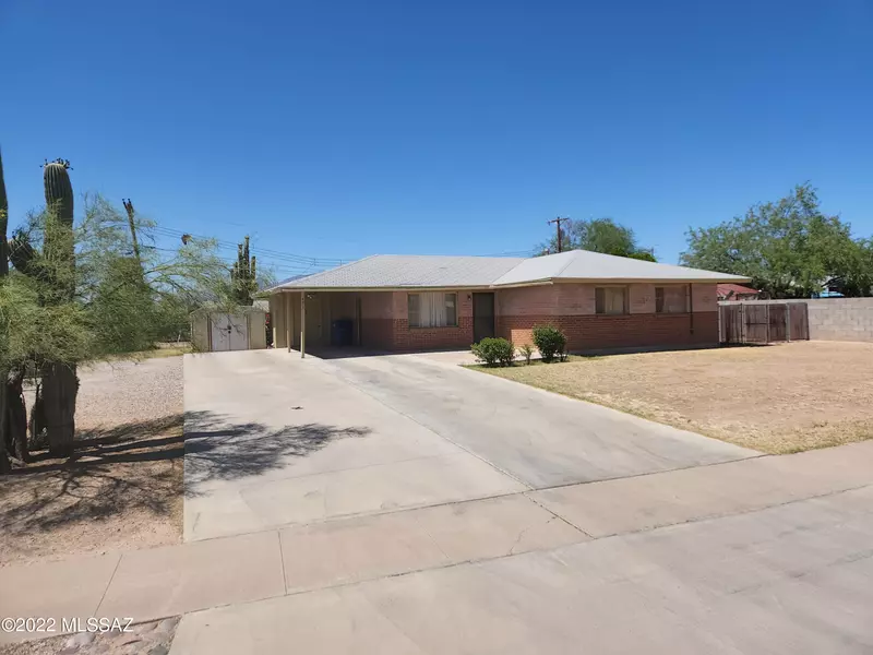 6429 E Calle Pegaso, Tucson, AZ 85710