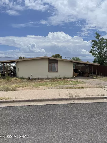 313 S McNab Parkway, San Manuel, AZ 85631