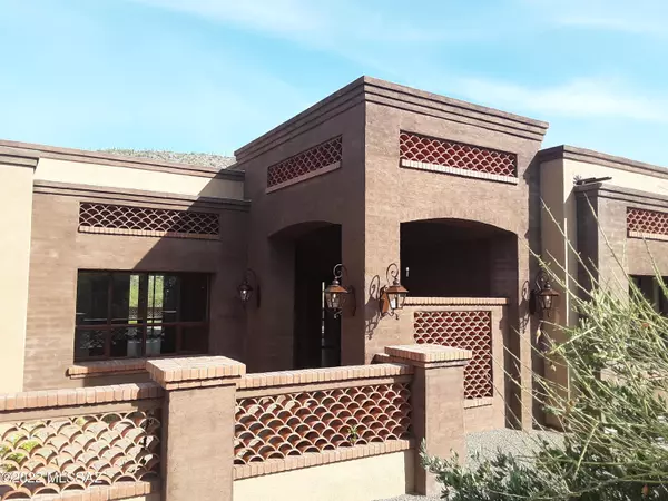 14011 N Dove Canyon Pass, Marana, AZ 85658