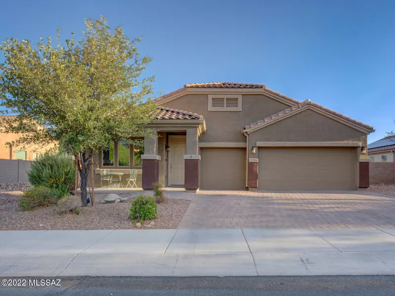 8731 W Cadwell Way, Marana, AZ 85653