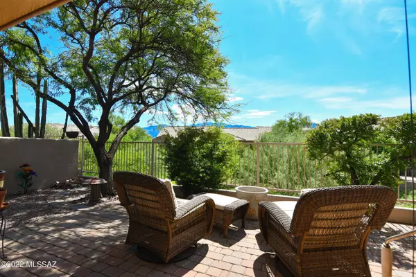 Oro Valley, AZ 85755,13401 N Rancho Vistoso Boulevard #244