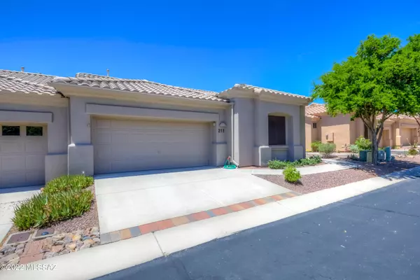 Oro Valley, AZ 85755,13401 N Rancho Vistoso Boulevard #211