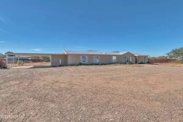 5531 N Squeak Place, Marana, AZ 85653