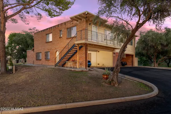 6648 E Calle La Paz  #D, Tucson, AZ 85715