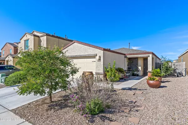 5991 S Antrim Loop, Tucson, AZ 85706