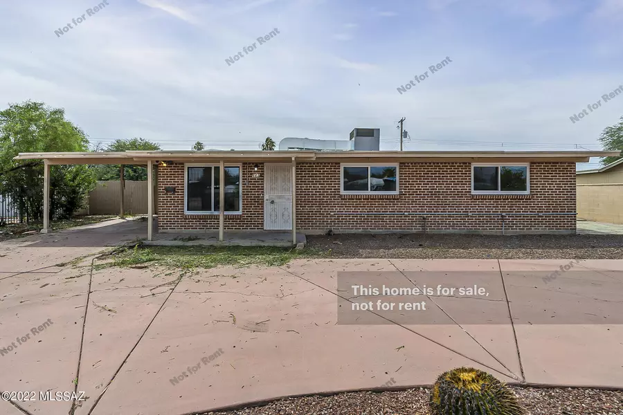 6634 E Calle Dened, Tucson, AZ 85710