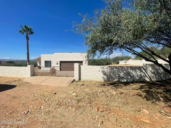 1430 Podar Ct, Rio Rico, AZ 85648