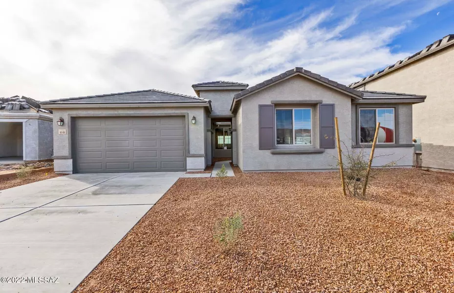 8148 S Expedition Drive, Tucson, AZ 85747