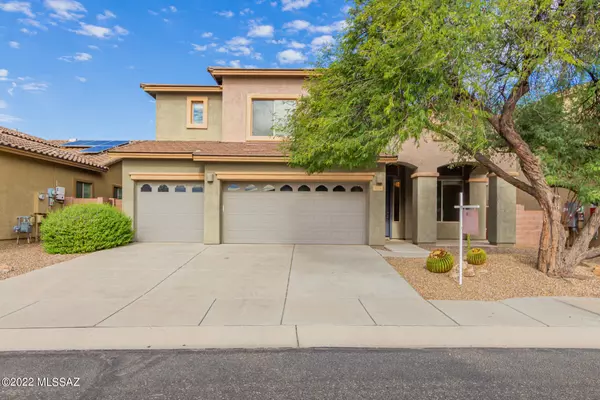 8387 N Amber Burst Drive, Tucson, AZ 85743