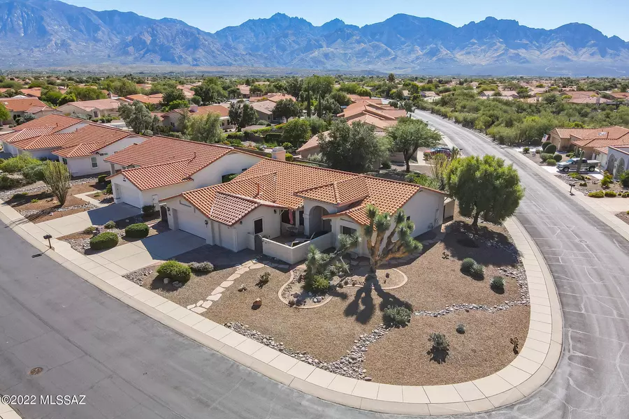 822 E Royal Ridge Drive, Oro Valley, AZ 85755