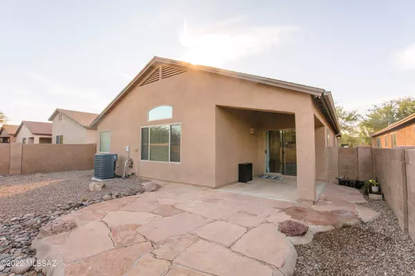 5955 E Chaucers Drive, Tucson, AZ 85756