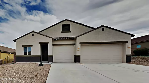 733 S Courts Redford Drive, Vail, AZ 85641