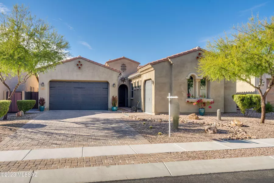 13257 N Rainbow Cactus Court, Oro Valley, AZ 85755