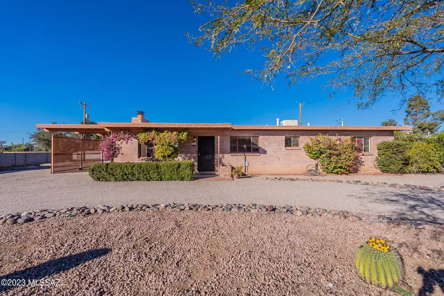 7011 E 3rd Street, Tucson, AZ 85710