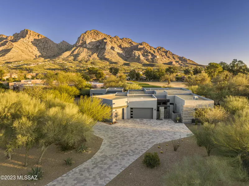 290 E Oro Valley Drive, Oro Valley, AZ 85737