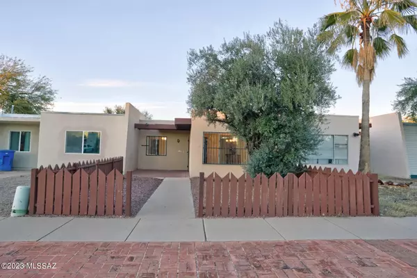 5015 E Adams Street,  Tucson,  AZ 85712