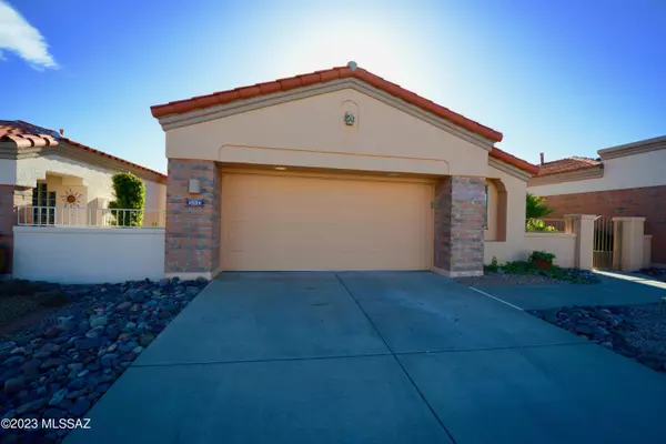 1531 W Acala Street, Green Valley, AZ 85622