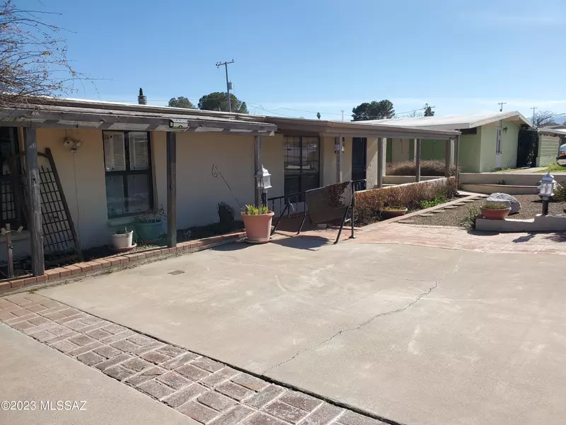 913 W 5Th Avenue, San Manuel, AZ 85631