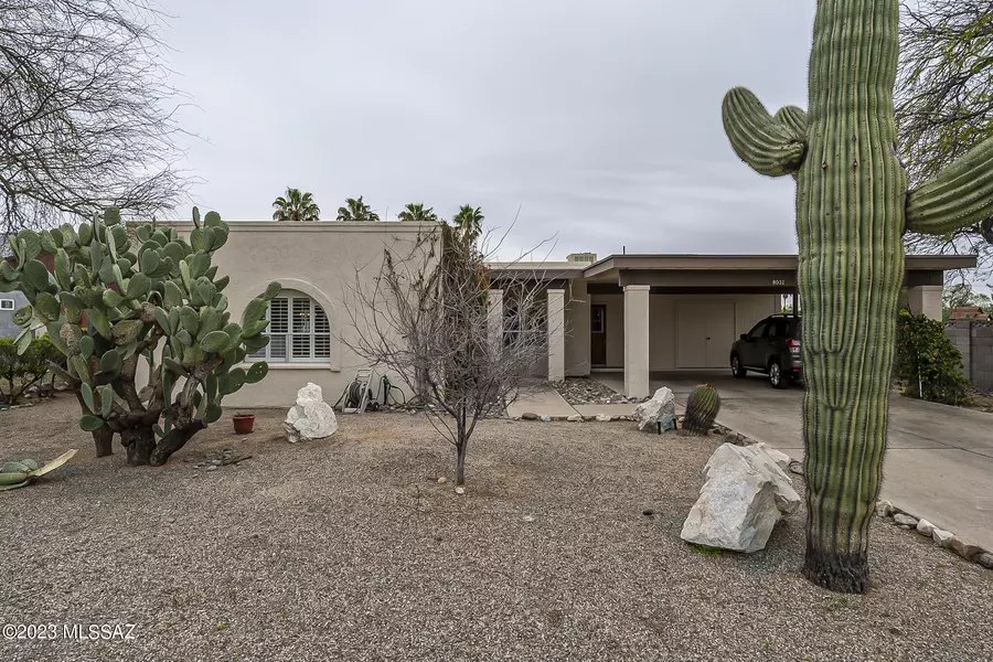 8032 N Bayou Drive, Tucson, AZ 85741