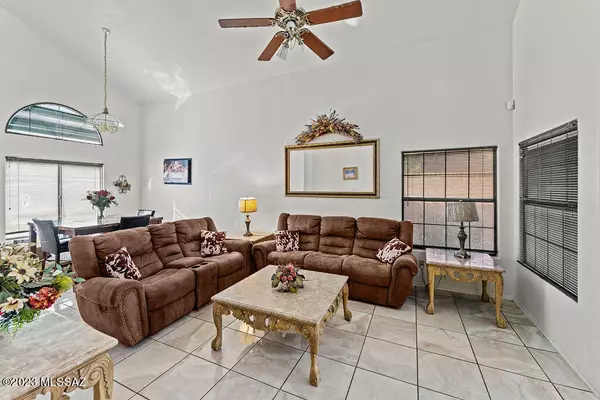 Tucson, AZ 85737,10337 N Mineral Spring Lane