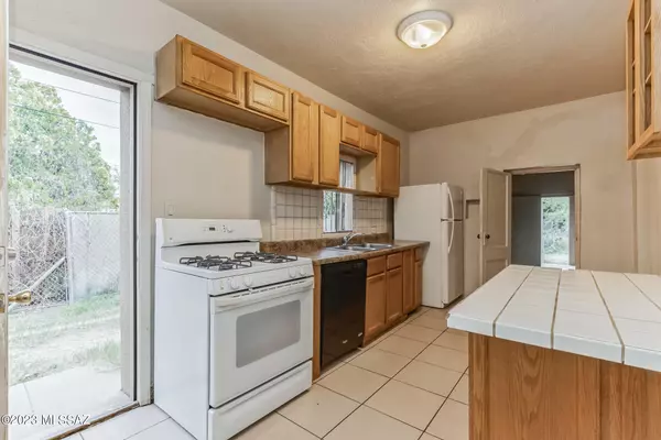 Tucson, AZ 85745,1309 W Niagara Street