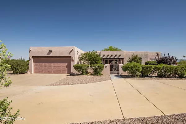 3021 E Dellwood Place, Vail, AZ 85641