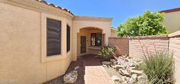 1893 Mintbush Drive, Green Valley, AZ 85622