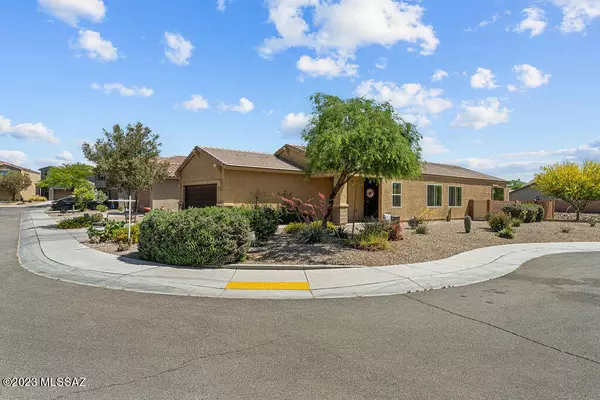 959 E Prairie Field Lane, Sahuarita, AZ 85629