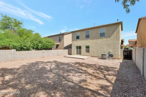 1492 E Wedwick Street, Tucson, AZ 85706