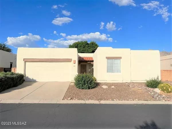 10180 N Fox Hunt Lane, Tucson, AZ 85737