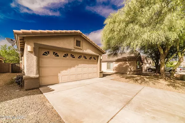 Marana, AZ 85658,5490 W Silent Dove Way