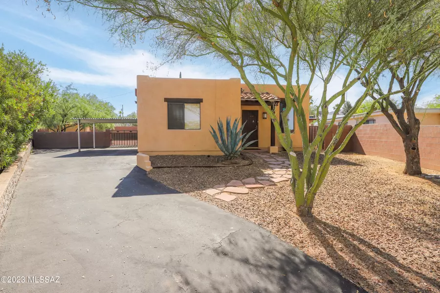 66 W Forrest Feezor Street, Corona De Tucson, AZ 85641