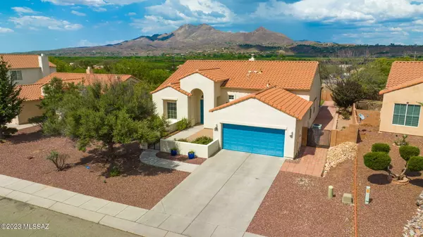 401 Via Capri, Rio Rico, AZ 85648