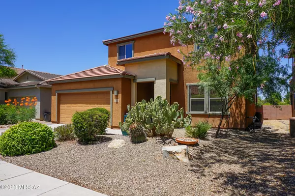 811 N Nestled Hummingbird LaneE, Sahuarita, AZ 85629