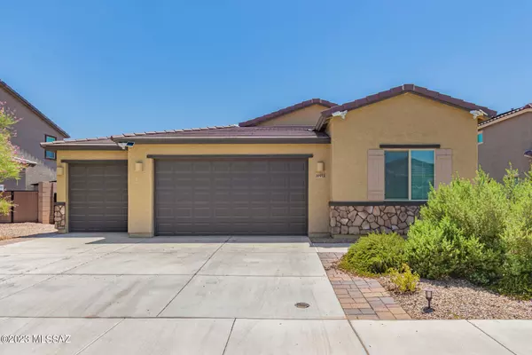 10915 W Keuka Drive, Marana, AZ 85653