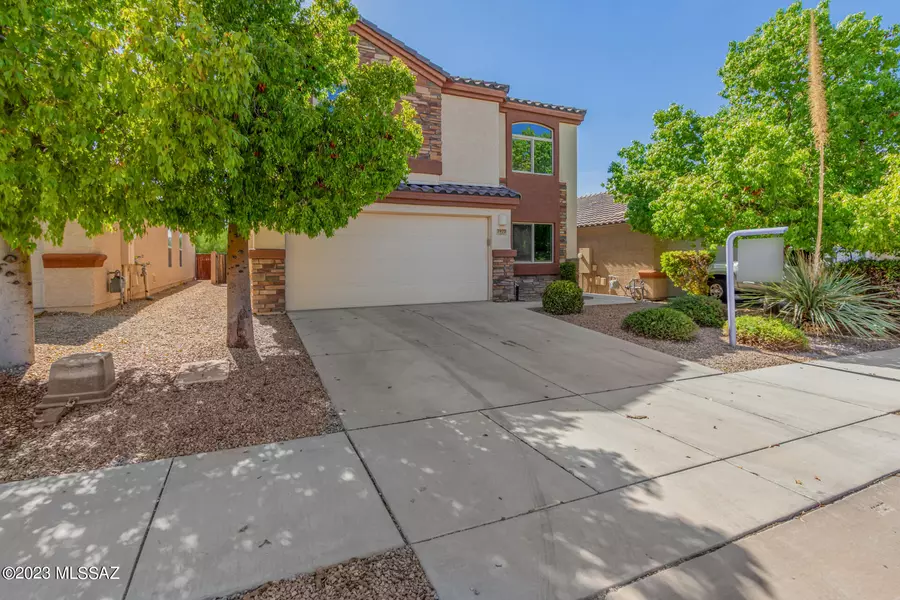 7972 S Nautilus Drive, Tucson, AZ 85756