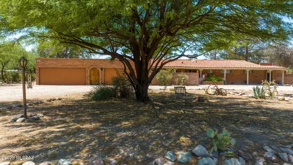 Tubac, AZ 85646,2362 Camino Esplendido