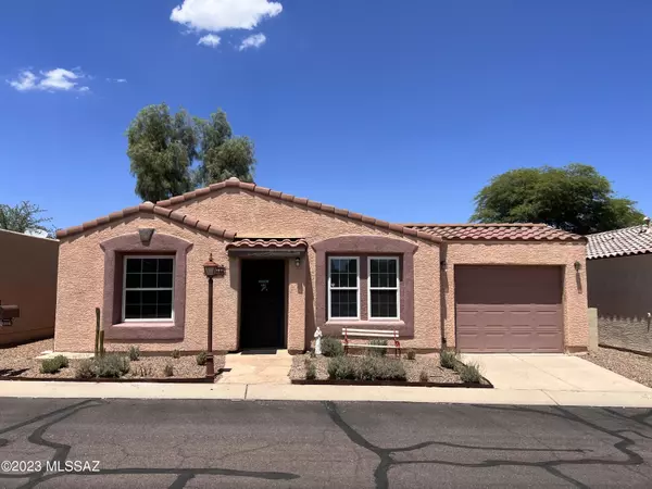 1246 W Calle Macillo, Sahuarita, AZ 85629