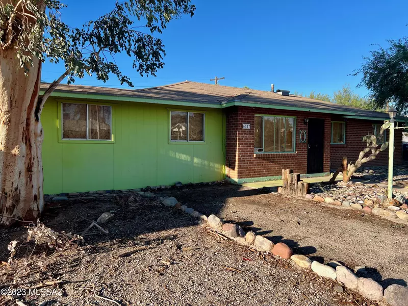 6317 E Calle Orion, Tucson, AZ 85710